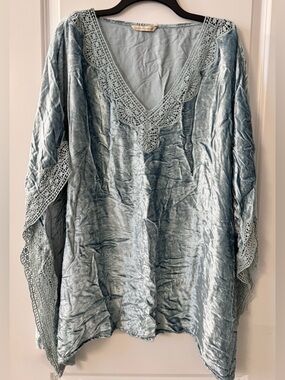 #z186 Soft Surroundings Iris Crushed Velvet Kaftan Poncho Tunic Top Crochet Lace